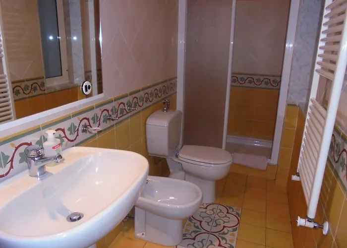 Porta Romana 萨尔扎纳